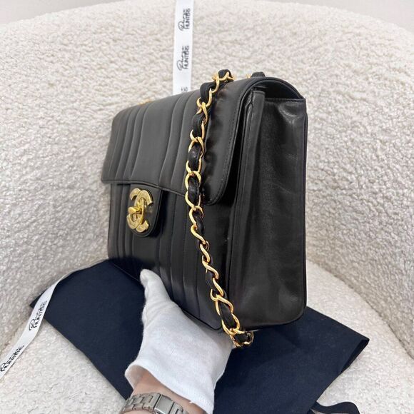 100% Authentic CHANEL Vintage Jumbo XL Single Flap Vertical Quilt Flap Bag - Picture 13 of 14
